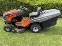 Husqvarna TC 238T Zitmaaier