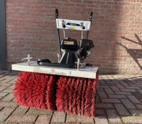 Lumag KM600N 3-IN-1 Veegmachine met opvangbak & sneeuwschuif