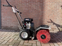 Lumag KM600N 3-IN-1 Veegmachine met opvangbak & sneeuwschuif